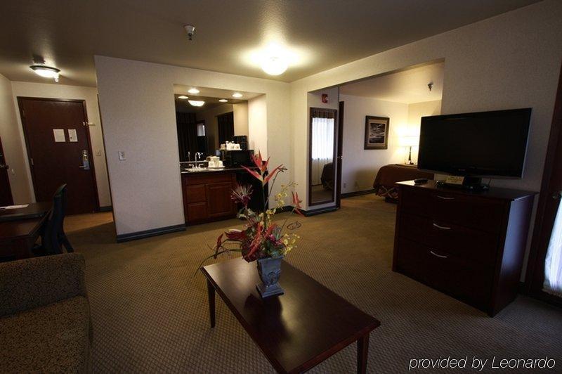 Hotel Ramada By Wyndham Tukwila Southcenter Pokój zdjęcie