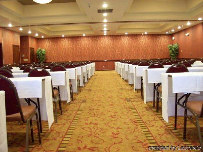 Hotel Ramada By Wyndham Tukwila Southcenter Udogodnienia zdjęcie