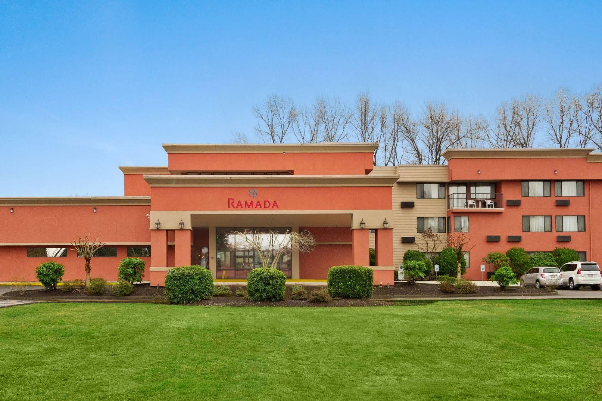 Hotel Ramada By Wyndham Tukwila Southcenter Zewnętrze zdjęcie