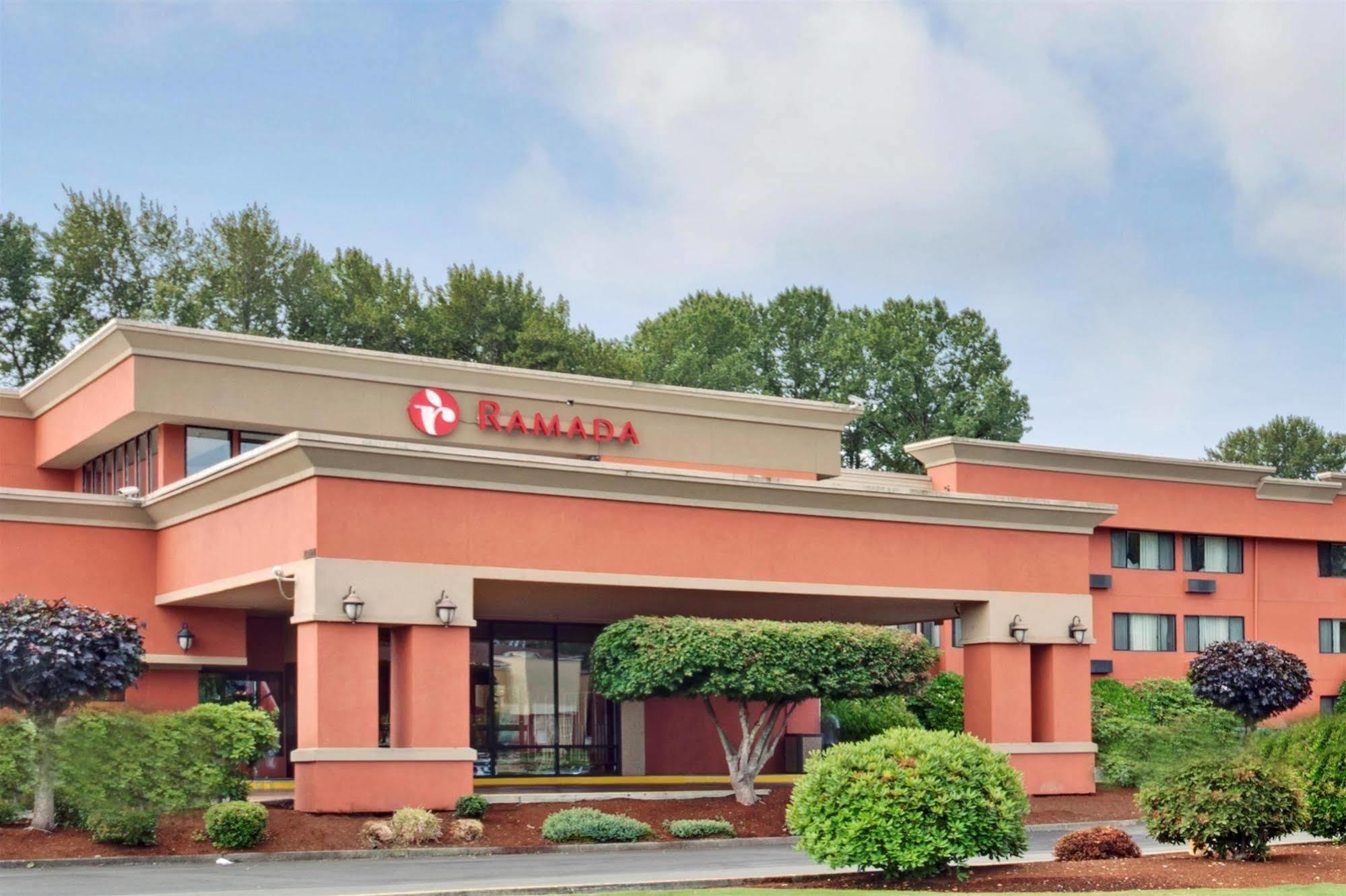 Hotel Ramada By Wyndham Tukwila Southcenter Zewnętrze zdjęcie